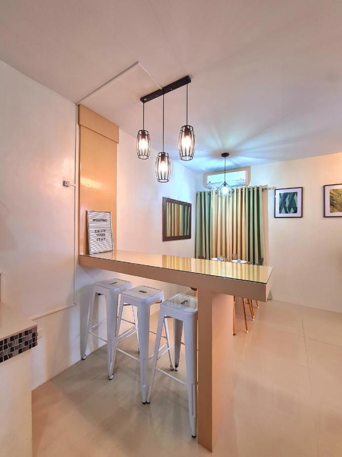 Fully Furnished Apartment With Netflix And Wifi Batangas Extérieur photo